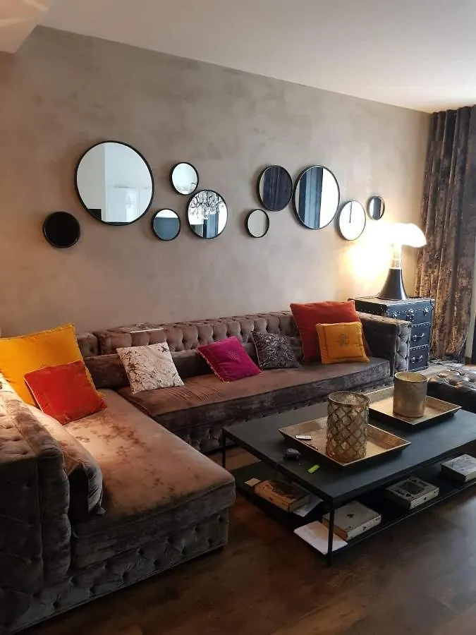 Luxueux Appartement Au Coeur De Geneve ,A Deux Pas Du Lac Apartment